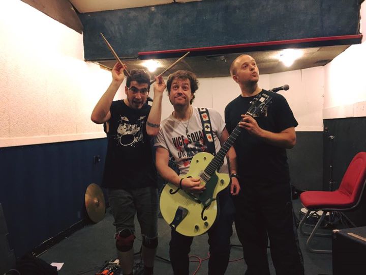 Great practice session yesterday working on new songs for our new album! Pako’s showing off his new …