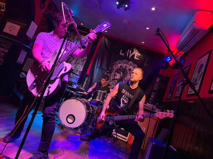 Banging gig at The Lady Luck Bar last Easter Sunday in Canterbury with amazing bands and people! Tha…