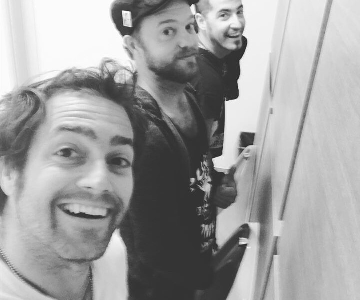 Awesome gig in Derby at Silk Mill Festival. Quick stop to get beers and food then off to Bob’s. Hipd…