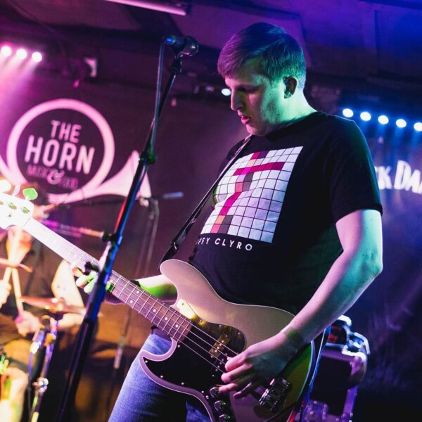 📸 Paul Hudson @ Down At The Front